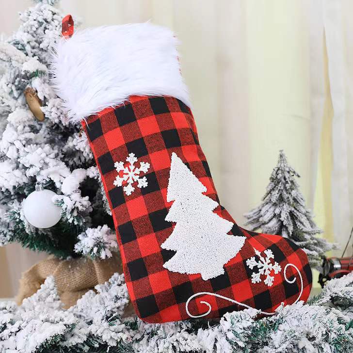 Christmas Decoration Supplies Red and Black Plaid Christmas Stockings Elk Snowflake Christmas Socks Pendant Tree Pendant