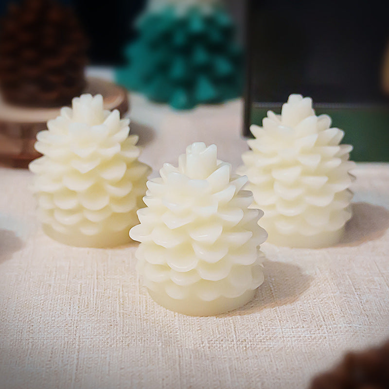 Special supply, Christmas simulation pine cone LED electronic candle atmosphere shooting arrangement props candle light wholesale